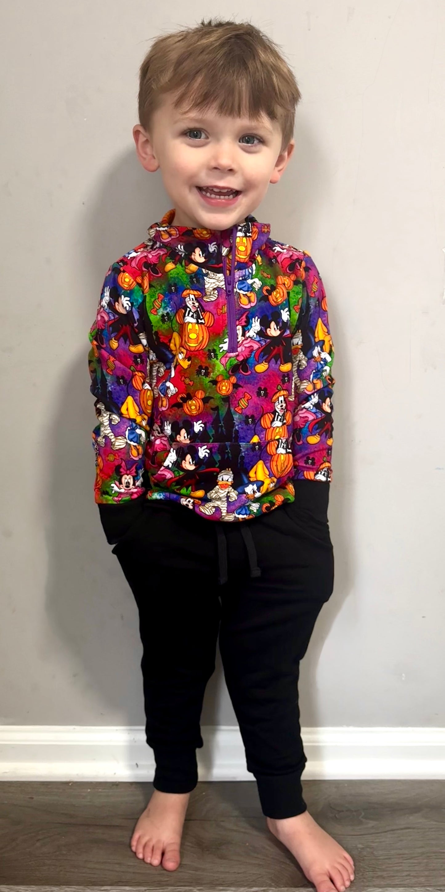Fab Five Spooky Vibe Quarter Zip Jogger Set