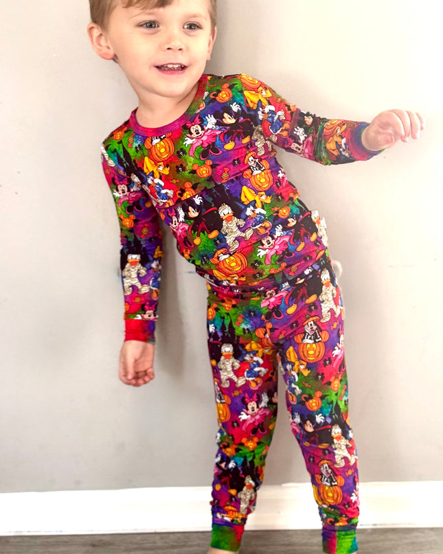 Fab Five Spooky Vibe Long Sleeve Two Piece